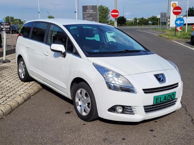 PEUGEOT 5008 1.6 HDi Active Frisss vizsga.8 éve 1 tulaj