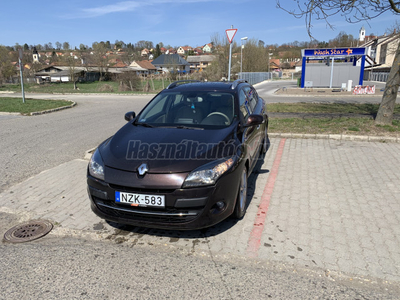 RENAULT MEGANE Grandtour 1.5 dCi Privilege BOSE! VAJBŐR! NAPFENYTETŐ! XENON STB