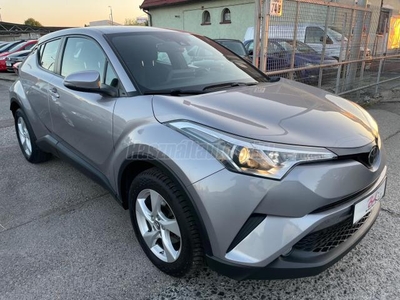 TOYOTA C-HR 1.2T Dynamic Comfort LED 62.000km NAVI KAMERA 17ALU DIG.KLIMA SÁVTARTÓ TEMPOMAT