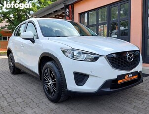 Mazda CX-5 2.0i Challenge Szervizkönyves. PRIME...