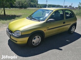 Opel Corsa 1.4i Swing (Automata)