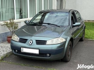 Renault Megane Limousine 1.6 Authentique Magyar...