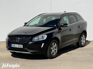 Volvo XC60 2.4 D [D4] Momentum Geartronic