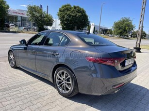 ALFA ROMEO GIULIA 2.2 D Super (Automata) / Tempomat / Navi / sávtartó / ülés fűtés / vezetett szervizkönyv