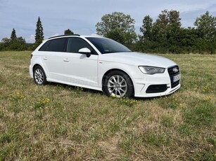 AUDI A3 Sportback 2.0 TDI Ambition S-Line. BANG & OLUFSEN