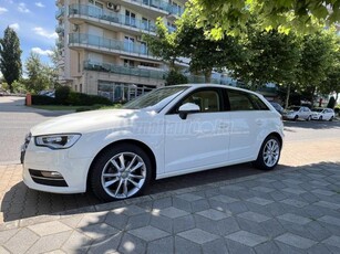 AUDI A3 Sportback 2.0 TDI Attraction S-tronic