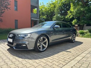 AUDI A5 Sportback 2.0 TDI [5 személy]