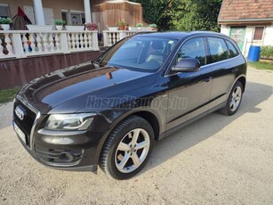 AUDI Q5 3.0 TDI DPF quattro S-tronic S-LINE.XENON.NAVI