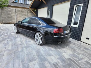 AUDI S8 5.2 V10 quattro Tiptronic 22Coll.Solartető.Bose.Altószervó