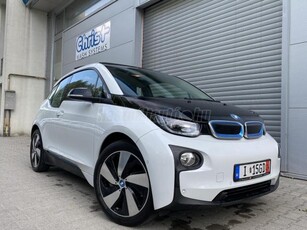 BMW I3 94Ah (Automata) LED-NAGY-NAVI-ÜVEGTETŐ-KAMERA-E/H RADAR-ÜLÉSFŰTÉS-HŐSZIVATTYÚ-CCS