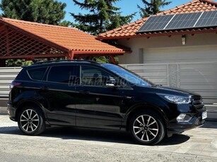 FORD KUGA 1.5 EcoBoost ST-Line Black Edition (Automata)