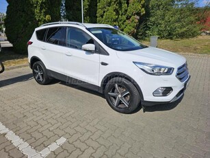 FORD KUGA 1.5 TDCi Titanium Technology Powershift MO-i. 1. tulajdonos. Márkaszervízben szervízelt. garantált km