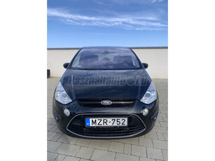 FORD S-MAX 2.0 TDCi Titanium Powershift