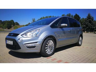 FORD S-MAX 2.0 TDCi Titanium Powershift Magyaro-i. garantált km. szervizkönyves sérülésmentes