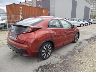 HONDA CIVIC 1.4 Elegance Magyaro.-i! 71e km! Szerv.könyv! Ülés fűtés! Tolató kamera! Sok vizsgával!