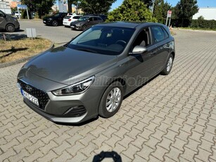 HYUNDAI I30 1.6 CRDi MP Life Magyar. 1. tulajdonos. szép állapotban eladó