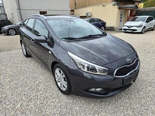 KIA CEE'D SW 1.4 CVVT Limitált 173000 KM JÉGHIDEG KLIMA ÜLÉSFŰTÉS KORMÁNYFŰTÉS TOLATÓRADAR 2 KULCS