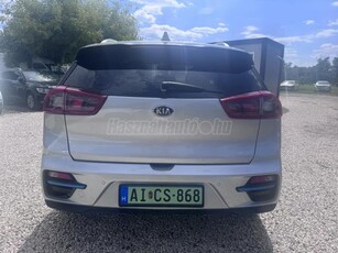 KIA NIRO e-Niro 64kWh Gold NAGY HATÓTÁV MEGBIZHATÓSÁG!!