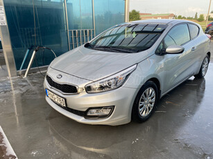 KIA PRO CEE'D 1.4 CVVT LX