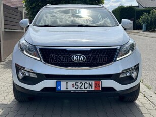 KIA SPORTAGE 1.7 CRDi EX Limited GARANTÁLT 180.000.KM.SZERVIZKÖNYV.VIZSGALAP.1.TULAJ.V.HOROG!