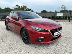 MAZDA 3 Sport 2.0 Revolution Xenon-Navi-Digitklíma-RVM-Ülésfűtés-Tempomat-Friss szerviz-Téli kerekek gyári al