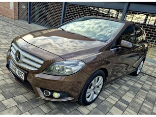 MERCEDES-BENZ B 180 CDI BlueEFFICIENCY (Automata)