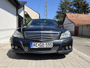 MERCEDES-BENZ C 180 CDI DPF (BlueEFFICIENCY) Elegance