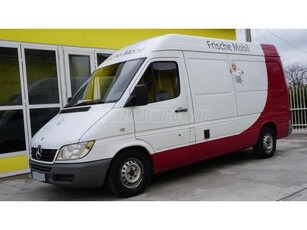 MERCEDES-BENZ SPRINTER 211 CDI MOZGÓBOLT FOODTRUCK BÜFÉKOCSI