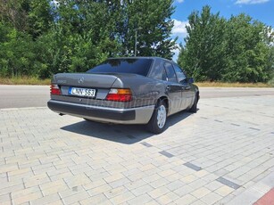 MERCEDES-BENZ W 124 200 D