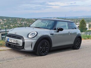 MINI COOPER 1.5DKG Garancia! Hifi Keyless Sportülés nagy-Navi Kamera Riasztó Füthető kormány