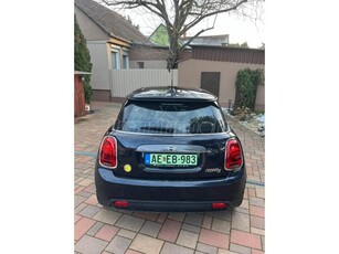 MINI MINI COOPER SE XL