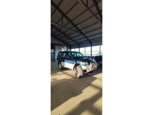 MITSUBISHI PAJERO Wagon 2.8 TD GLS OFFROAD