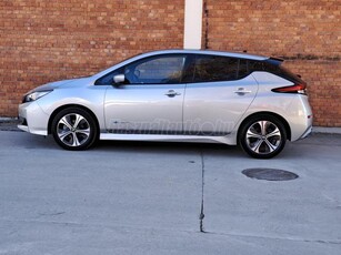 NISSAN LEAF N-Connecta 40kWh (Automata) TÁVTARTÓ-ÁLLÓFŰTÉS-NAVI-360KAMERA-KOCCANÁSGÁTLÓ-HOLTTÉR-SÁVTARTÓ-ÜLÉSFŰTÉS