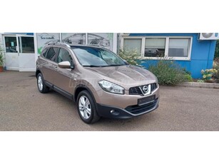 NISSAN QASHQAI+2 1.6 Acenta NAVIGÁCIÓVAL.. TEMPOMATTAL. PANORÁMATETŐVEL 7- es