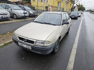 Opel Astra F 1.4 Classic Start Vonóhorog