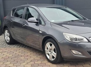 Opel Astra J 1.4 Essentia Nagyon Szép.Ülés- KOR...