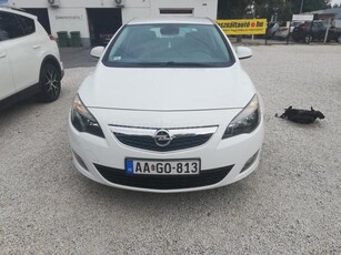 OPEL ASTRA J 1.6 T Enjoy