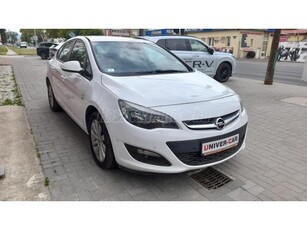 OPEL ASTRA J Sedan 1.4 T Active MAGYAR+ELSŐ TULAJ+111E KM+SZERVIZKÖNYVES!!!