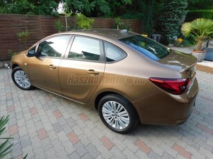 OPEL ASTRA J Sedan 1.6 Business EURO6