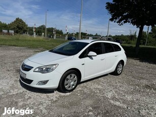 Opel Astra J Sports Tourer 1.7 CDTI Active magy...