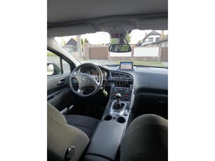 PEUGEOT 3008 1.6 HDi Allure