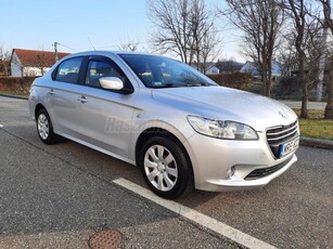 PEUGEOT 301 1.6 VTi Active