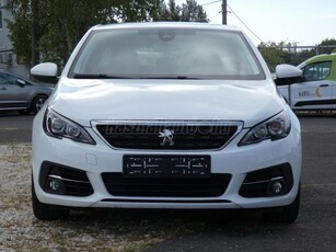 PEUGEOT 308 SW Blue HDi MONTMARTE-SX (N1) 5 személyes /103/