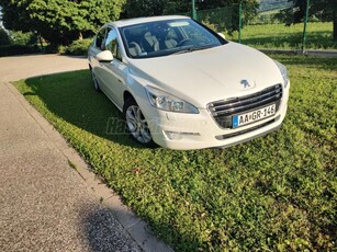 PEUGEOT 508 2.0 HDi HYbrid4 Allure 4x4 (Automata)