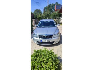 SKODA OCTAVIA Combi 1.4 TSI Clever