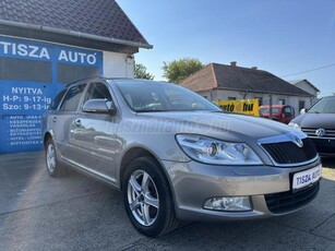 SKODA OCTAVIA Combi 4x4 2.0 CR TDI Elegance DPF DSG állófűtés.park radar.xenon.ülésfűtés.vonóhorog