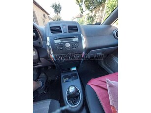 SUZUKI SX4 1.6 GLX CD AC