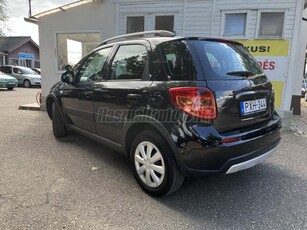 SUZUKI SX4 1.6 GLX CD AC ITT és MOST AKCIÓ!!! KLIMA/TOLATÓKAMERA/TÉLI GUMIGARNITÚRA