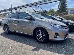 TOYOTA AURIS Touring Sports 1.6 Active