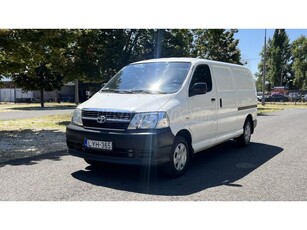 TOYOTA HI-ACE Hiace 2.5 D-4D Panel Van LONG (LYH-365) Első tulajdonostól! Márkaszervizben szervizelt! Hosszú! Klímás!